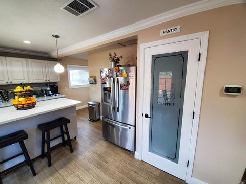 2066 Robin Dr, Fairfield, CA 94533 photo 5