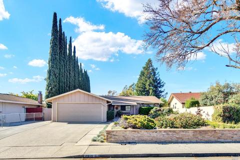 2819 Marigold Dr, Fairfield, CA 94533 photo 2