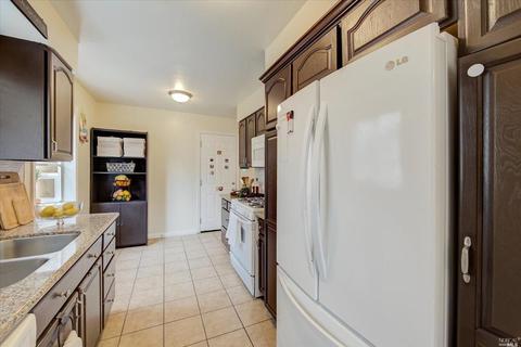 521 Brooke Dr, Vallejo, CA 94591 photo 12
