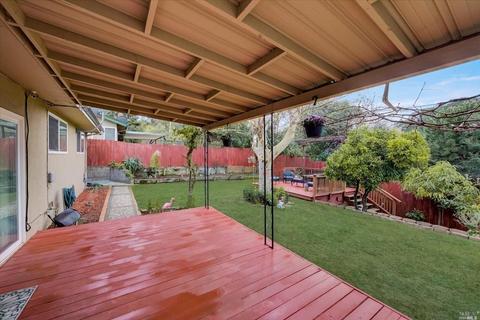 521 Brooke Dr, Vallejo, CA 94591 photo 27