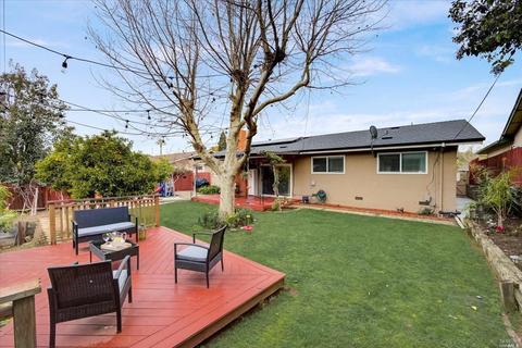 521 Brooke Dr, Vallejo, CA 94591 photo 25