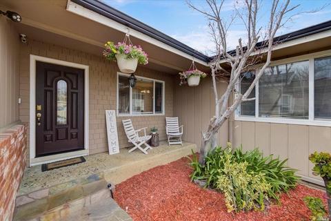 521 Brooke Dr, Vallejo, CA 94591 photo 3
