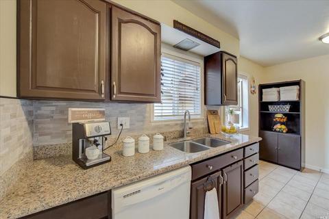 521 Brooke Dr, Vallejo, CA 94591 photo 11