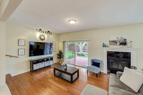 521 Brooke Dr, Vallejo, CA 94591 photo 7