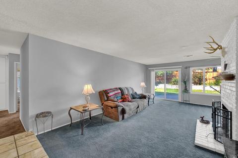 444 Crofters Ct, Fairfield, CA 94533 photo 6