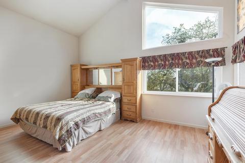 7015 Edinburgh Ct, Windsor, CA 95492 photo 15