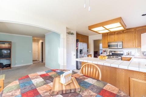 7015 Edinburgh Ct, Windsor, CA 95492 photo 8