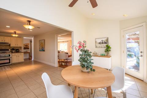 30 Taurus Dr, Novato, CA 94947 photo 9