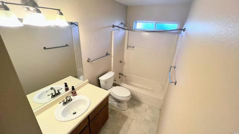 118 Courtyards E, Windsor, CA 95492 photo 15