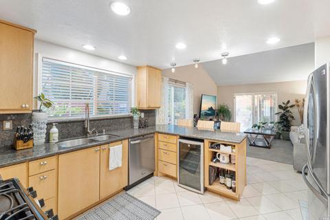 1015 Skyline Dr, Vallejo, CA 94591 photo 12