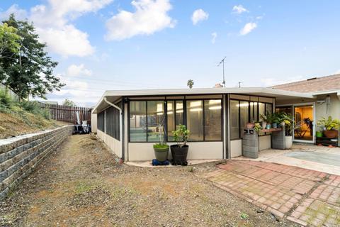 1015 Skyline Dr, Vallejo, CA 94591 photo 30