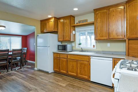 2720 Laughlin Rd, Windsor, CA 95492 photo 4