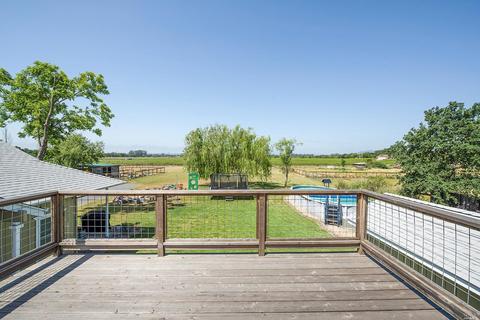 2720 Laughlin Rd, Windsor, CA 95492 photo 3