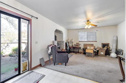 861 Buckingham Dr, Windsor, CA 95492 photo 8