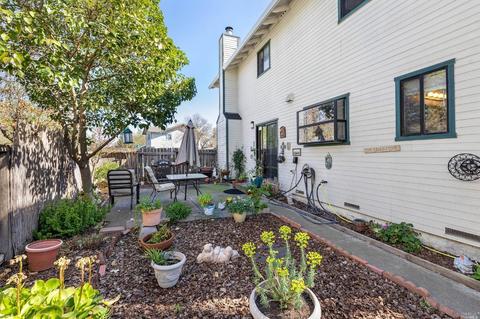 861 Buckingham Dr, Windsor, CA 95492 photo 23
