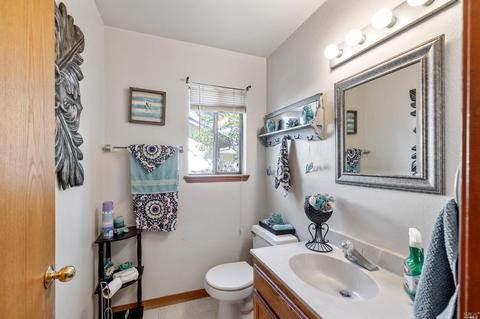 861 Buckingham Dr, Windsor, CA 95492 photo 12