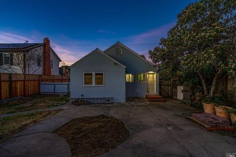 830 5th St, Petaluma, CA 94952 photo 5