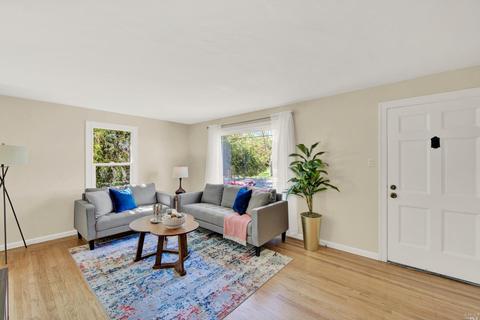 226 Edgemont Ave, Vallejo, CA 94590 photo 2