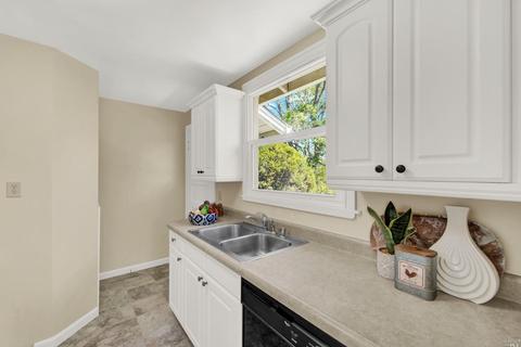 226 Edgemont Ave, Vallejo, CA 94590 photo 12