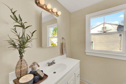 226 Edgemont Ave, Vallejo, CA 94590 photo 23