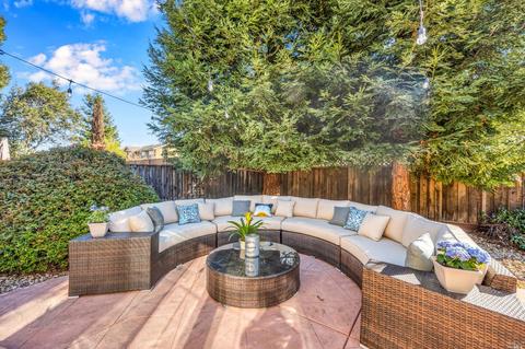 124 Ullman Ct, Napa, CA 94559 photo 5