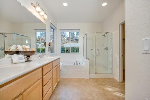 124 Ullman Ct, Napa, CA 94559 photo 23