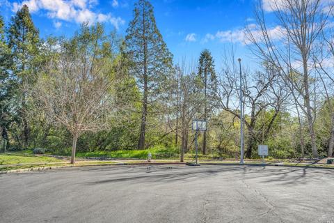 124 Ullman Ct, Napa, CA 94559 photo 55