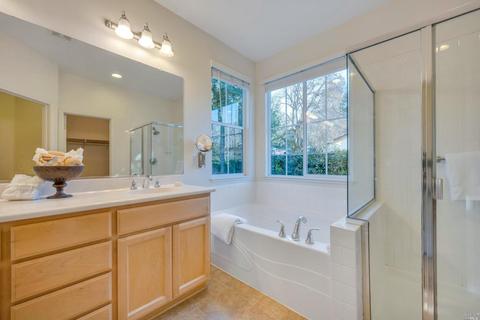 124 Ullman Ct, Napa, CA 94559 photo 25
