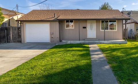 231 W Chestnut St, Dixon, CA 95620 photo 1