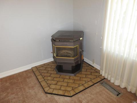 28 Garthe Ct, Vallejo, CA 94591 photo 5