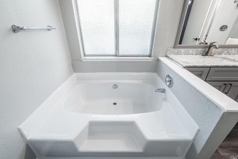 125 Dublin Dr, Vallejo, CA 94589 photo 34