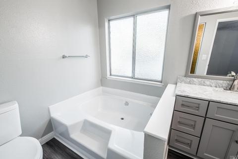 125 Dublin Dr, Vallejo, CA 94589 photo 33