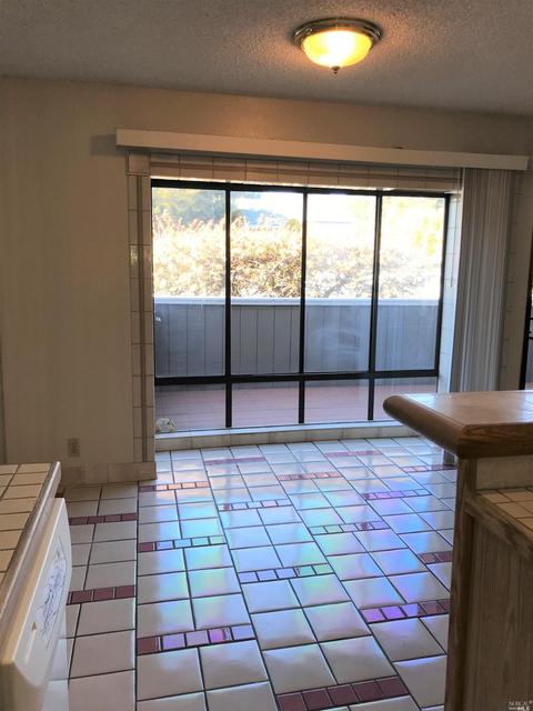 165 Oddstad Dr #40, Vallejo, CA 94589 photo 10
