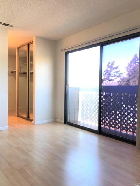 165 Oddstad Dr #40, Vallejo, CA 94589 photo 17