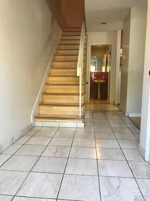 165 Oddstad Dr #40, Vallejo, CA 94589 photo 4