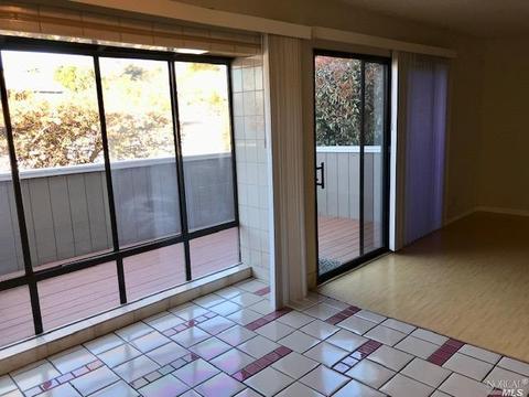 165 Oddstad Dr #40, Vallejo, CA 94589 photo 8