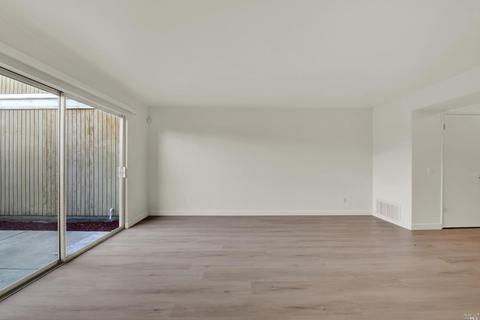423 Tabor Ave, Fairfield, CA 94533 photo 13