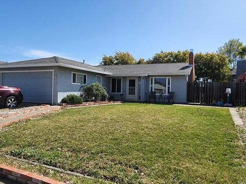 447 Colonial Cir, Vacaville, CA 95687 photo 1