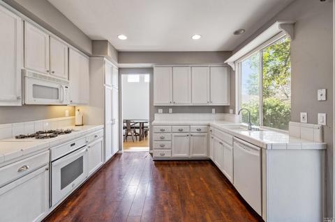 8901 Heritage Dr, Windsor, CA 95492 photo 15