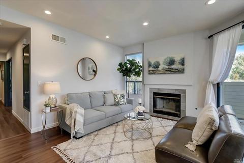 276 Scupper Ct, Hercules, CA 94547 photo 4