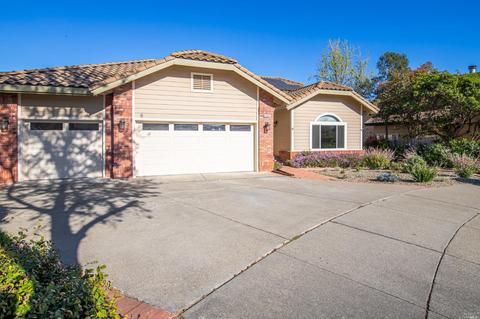 1802 Gillespie Dr, Fairfield, CA 94534 photo 2