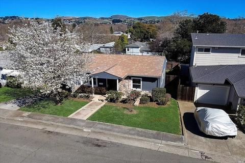 630 Laurel St, Vallejo, CA 94591 photo 3