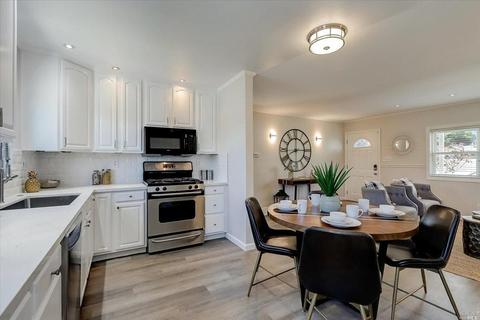 630 Laurel St, Vallejo, CA 94591 photo 14