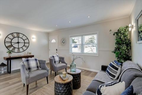 630 Laurel St, Vallejo, CA 94591 photo 5