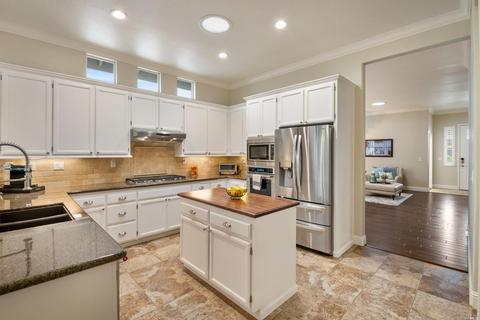 1396 Birdie Dr, Windsor, CA 95492 photo 3