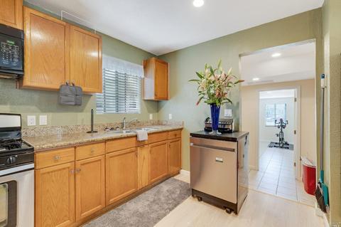 188 Hogan Ave, Vallejo, CA 94589 photo 4