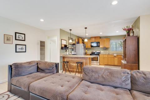 188 Hogan Ave, Vallejo, CA 94589 photo 3