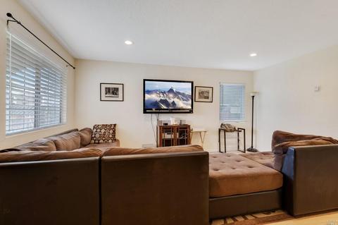 188 Hogan Ave, Vallejo, CA 94589 photo 7