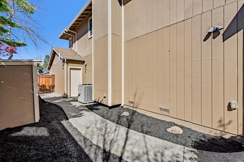 9456 Wellington Cir, Windsor, CA 95492 photo 47