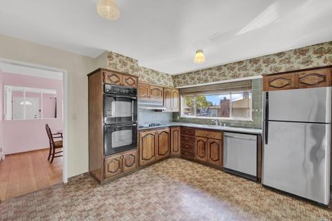 404 Pepper Dr, Vallejo, CA 94589 photo 17